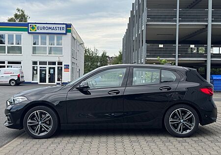 BMW 118d Sport Line Digi Cockpit Pano HUD Leder LED