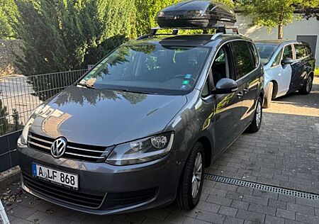 VW Sharan Volkswagen 2.0 TDI BlueMotion Technology Trendli...