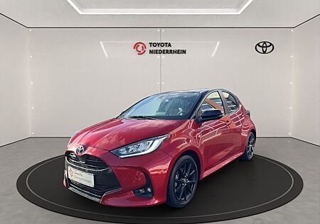 Toyota Yaris Hybrid Style JBL-Sound NAVI Winterräder