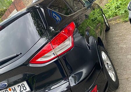 Ford Kuga 2,0 120kW ...163ps