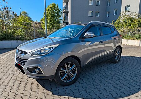Hyundai ix35 2.0 CRDi 4WD |Automatik  |2.Hand