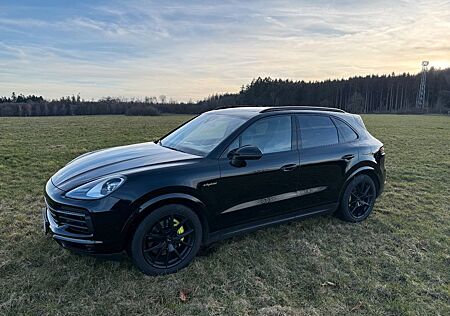 Porsche Cayenne E-Hybrid Platinum Edition