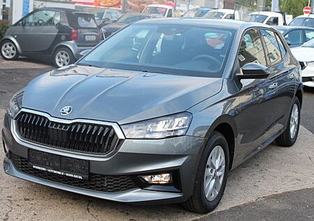 Skoda Fabia TSI 115 DSG AHK PDC+Kame Sitzh Klima SOFOR