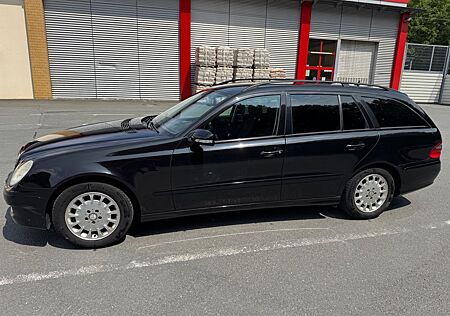 Mercedes-Benz E 200 CDI T CLASSIC Classic