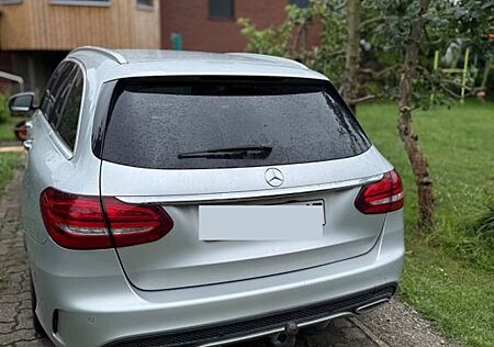 Mercedes-Benz C 220 d 4MATIC T AMG Line Autom. AMG Line