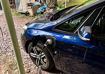 BMW 2er 225 Active Tourer 225xe iPerformance Steptro...