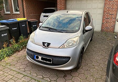Peugeot 107 Filou TÜV neu