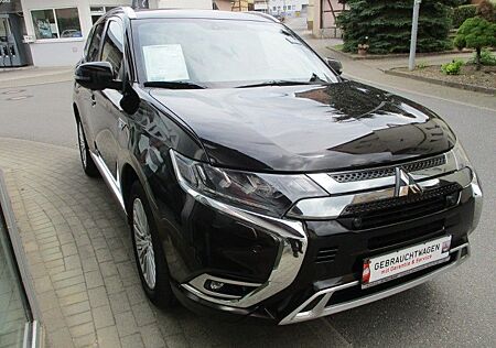 Mitsubishi Outlander Plug-in Hyb. PLUS Intro-P.,AHK,Standh.
