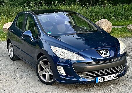 Peugeot 308 . TÜV bis 12/2026 . Panorama