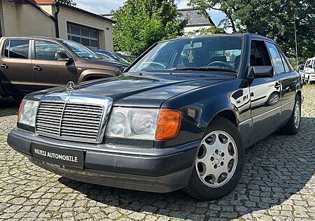 Mercedes-Benz 220 *Schiebedach *Guter Zustand!