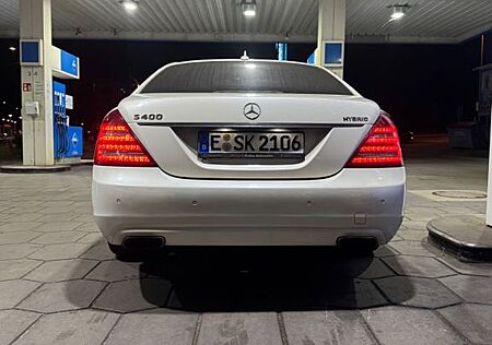 Mercedes-Benz S 400 HYBRID -