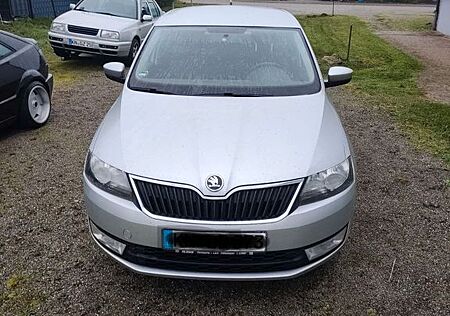 Skoda Rapid 1.2 TSI 77kW Ambition Spaceback Ambition