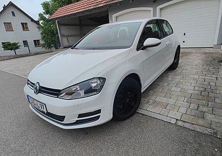 VW Golf Volkswagen 1.6 TDI Trendline BlueMotion Trendline