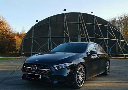 Mercedes-Benz A 220 DCT - AMG Paket