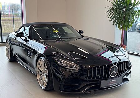 Mercedes-Benz AMG GT Roadster Night Edition Performance Sitze