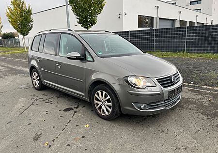 VW Touran Volkswagen Freestyle,Automatik,Navi,1.Hand