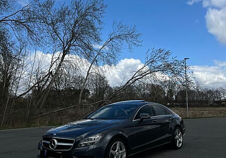 Mercedes-Benz CLS 350 CDI 4MATIC - AMG-Paket Vollausstattung