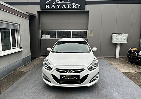Hyundai i40 cw 1.6 1.HAND-SHZ-NAVI-KAMERA