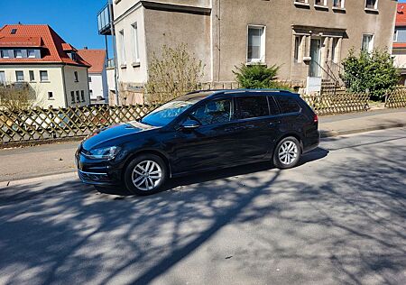 VW Golf Volkswagen 1.6 TDI DSG *adblue*Acc*Comfortline Varian