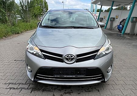 Toyota Verso Life