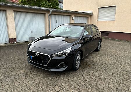 Hyundai i30 1.4 Trend Inspektion 09/24 ohne Mängel!