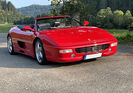 Ferrari F355 F1 Spider Top Zustand, neuer Service
