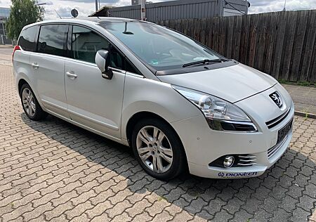 Peugeot 5008 , 2.0 Diesel, 110 Kw, Panorama Dach, Leder
