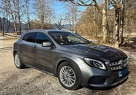 Mercedes-Benz GLA 250 4MATIC DCT -