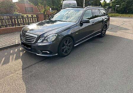Mercedes-Benz E 200 CGI T BlueEFFICIENCY AVANTGARDE AMG Paket