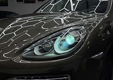 Porsche Cayenne 3.0 Diesel/Panorama_AHK