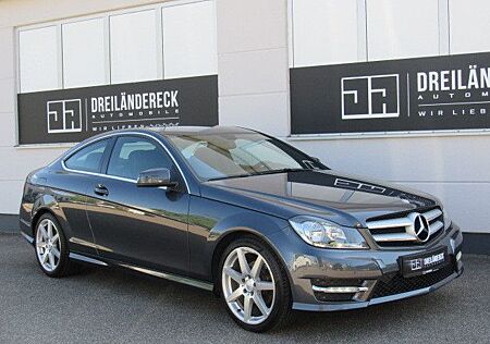 Mercedes-Benz C 180 Coupe CGI AMG Line