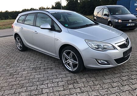 Opel Astra J Sports Tourer Selection Klima Navi