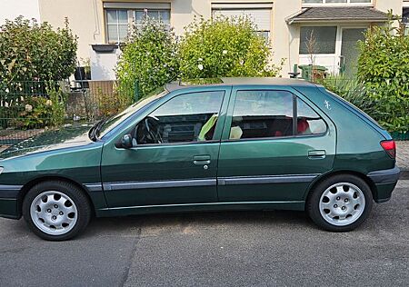 Peugeot 306 1.6 Rolland Garros 1.Hand sehr guter Zustand