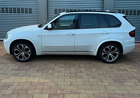 BMW X5 40d M Paket Pano Standheizung 20 Zoll