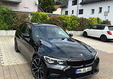 BMW 320d Touring Sport Line Automatik Sport Line