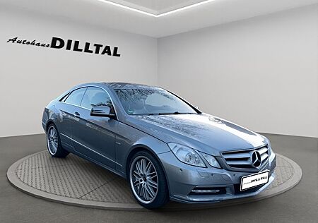 Mercedes-Benz E 250 E Coupe *TÜV NEU*LEDER*XENON