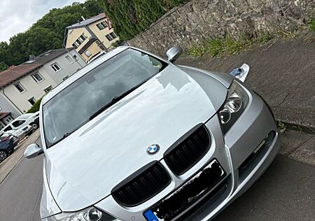 BMW 318i -