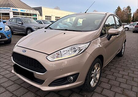 Ford Fiesta Celebration GUTERZUSTAND SITZHEIZUNG PDC