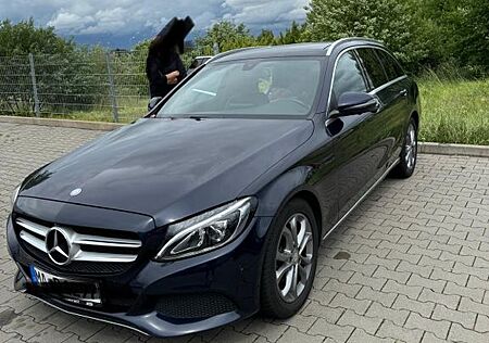 Mercedes-Benz C 220 d 4MATIC T AVANTGARDE Autom. AVANTGARDE