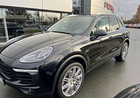 Porsche Cayenne Diesel - PDLS+*PANO*21''AHK*LUFT*18 WEGE