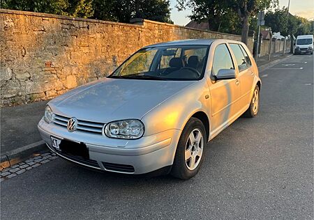 VW Golf Volkswagen 1.8 Highline 07/27 TÜV Klima AHK