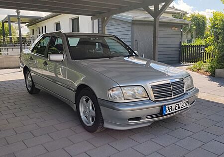 Mercedes-Benz C 180 W202 C180 Classic Restauriert mit Wertgutachten