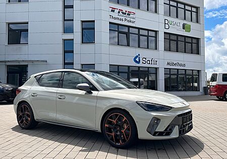Cupra Leon 2.0 TSI VZ EXTREME+AHK+PANO+AKEBONO