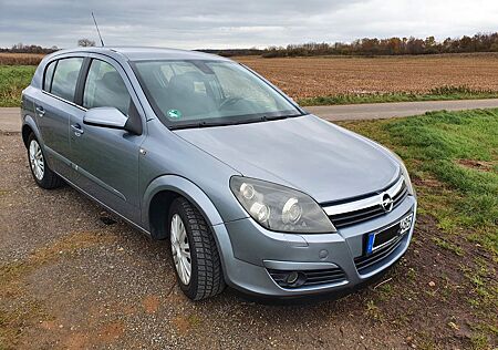 Opel Astra 1.6 Elegance Automatik Elegance