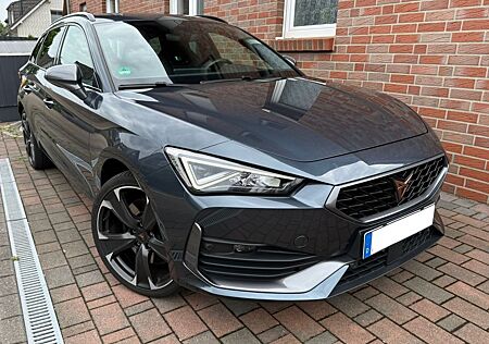 Cupra Leon 1.4 e-HYBRID 180kW DSG ST - AHK