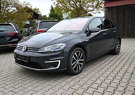 VW Golf Volkswagen VII Lim. e-/Wärmepump/Virtual/Leder