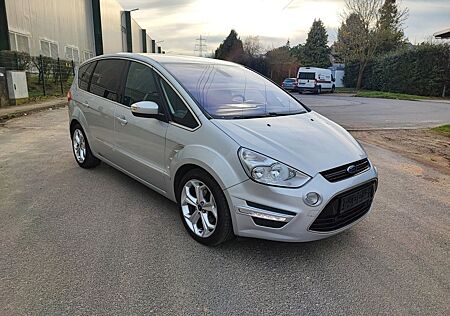 Ford S-Max 2,0 TDCi Titanium,Navi,18",Powershift,Top!