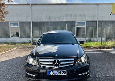 Mercedes-Benz C 300 CDI 4MATIC AVANTGARDE Autom. AVANTGARDE