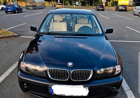 BMW 320i -Fecelift 6 Zylinder