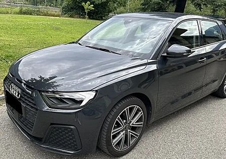 Audi A1 25 TFSI S tronic S line Sportback S line